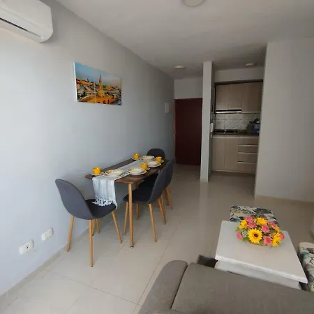 Piso 23 , Vista Al Mar Espectacular * Cartagena